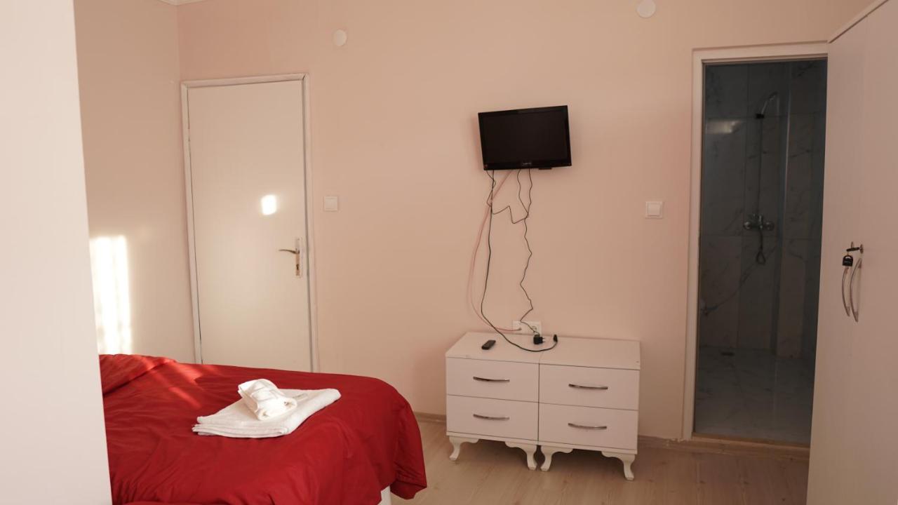 Ferienwohnung Ayberk Pansiyon Çanakkale Exterior foto